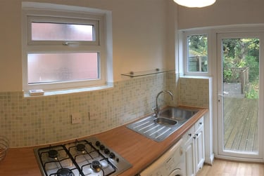 4 bed house, Lower Road, Lenton Abbey, Beeston, NG92GT - Image 3